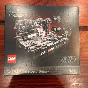 LEGO Star Wars Death Star Trench Run Set - 75329 - New in Box